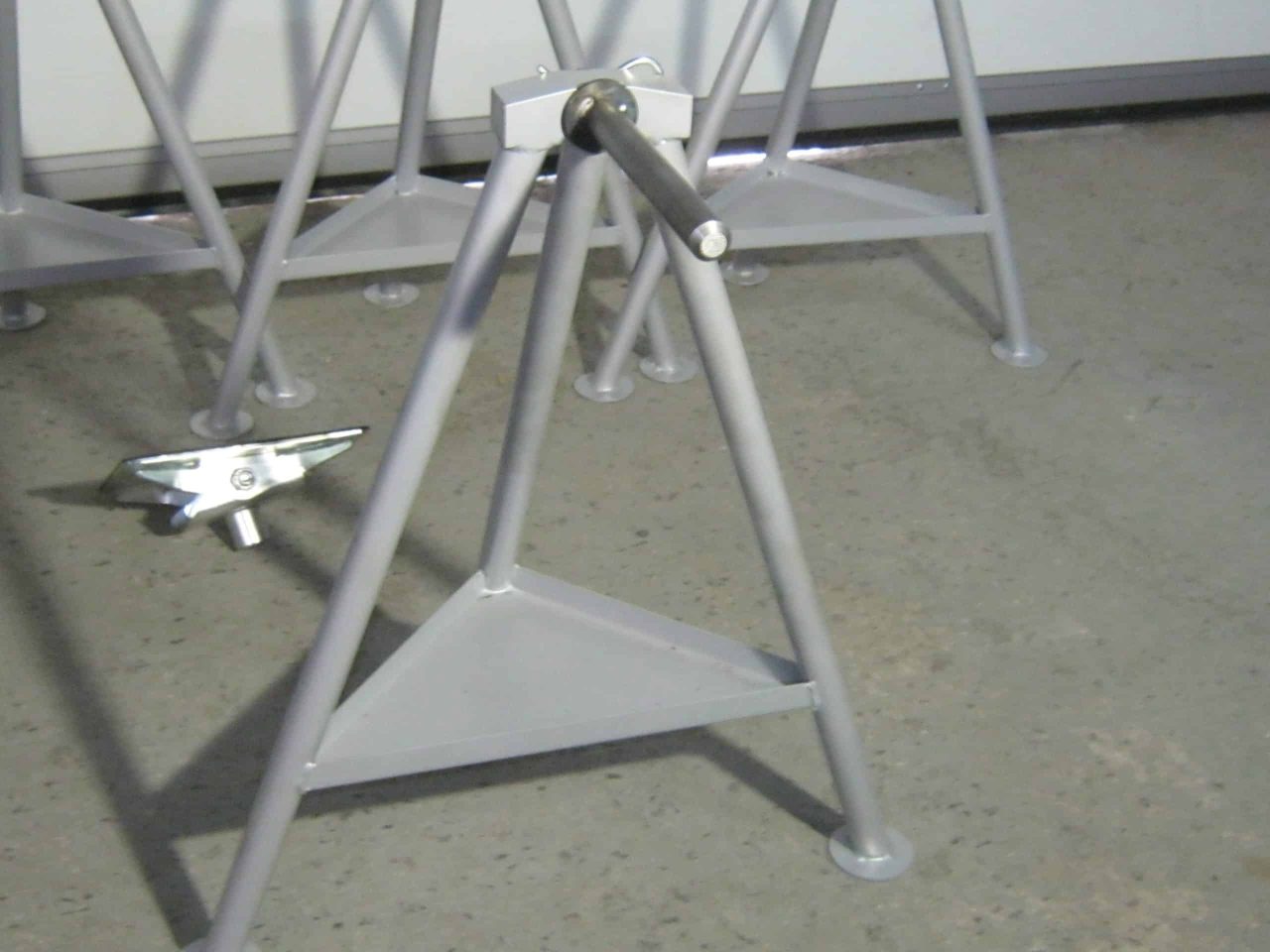 sill stands and jack pad deal